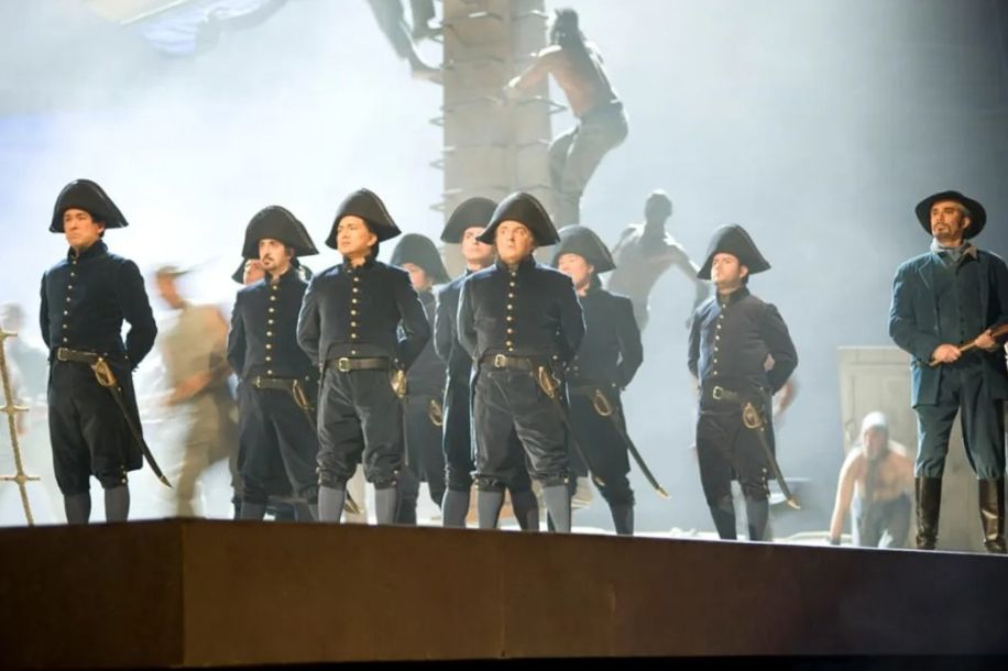 L'Opéra de Paris vend ses costumes : de 2 à 800 euros la pièce de scène