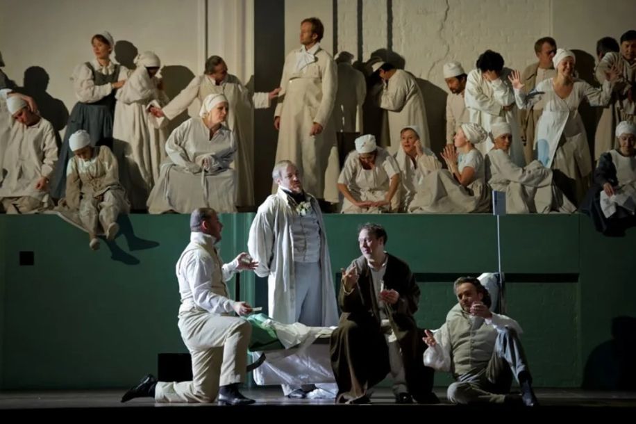 L'Opéra de Paris vend ses costumes : de 2 à 800 euros la pièce de scène