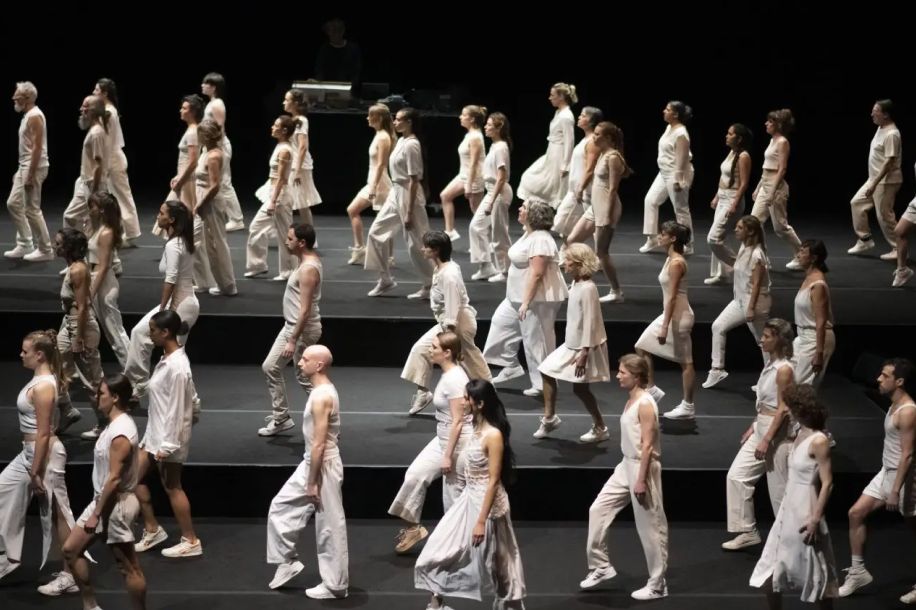 Nuit Blanche 2026 : 3 spectacles de danse gratuits à ne pas rater au Carreau du Temple