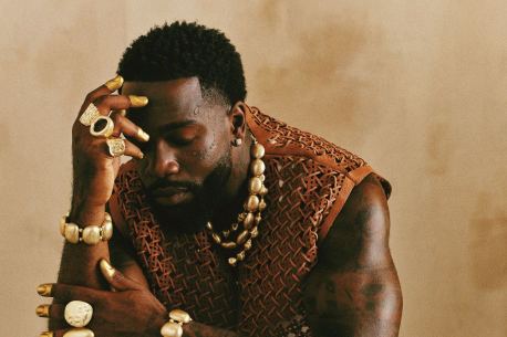 Tayc en showcase gratuit et dédicaces à Beaugrenelle Paris