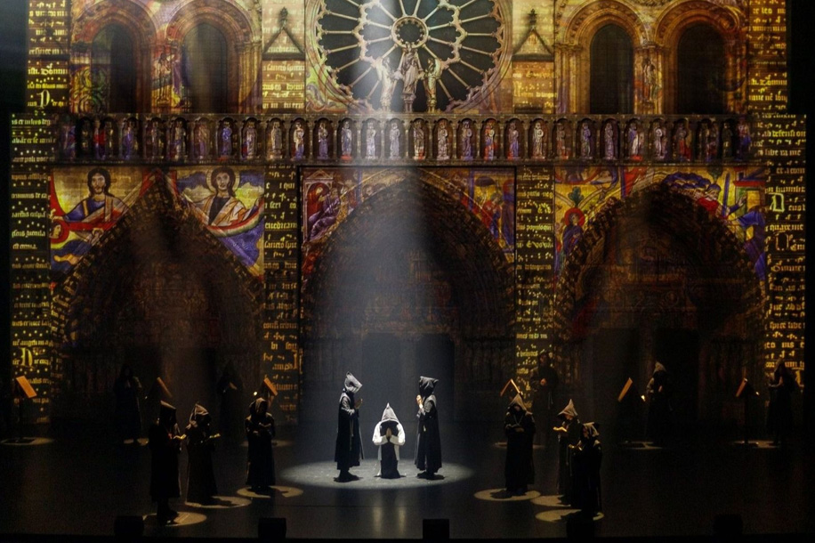 Un voyage à travers l’histoire de Notre Dame au Dôme de Paris