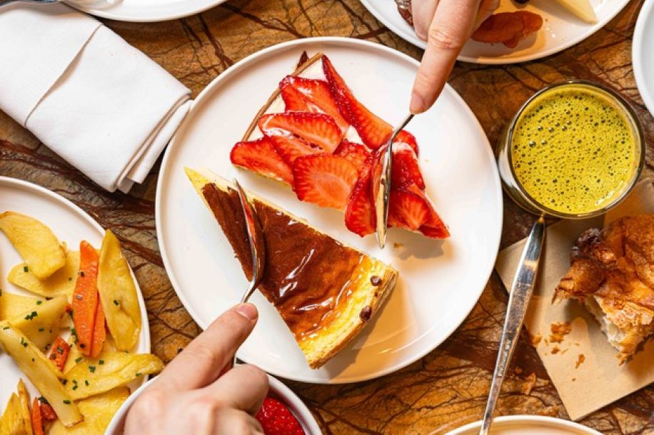 Le Brunch d'Amour d'Ariette : charcuteries basques, pâtisseries maison et champagne en option...