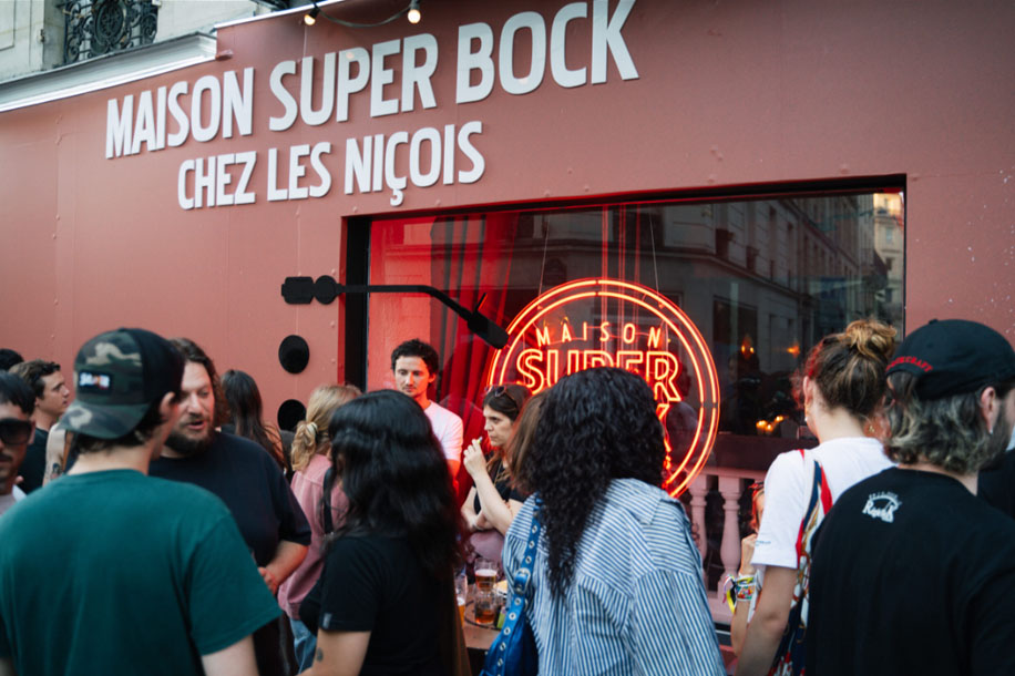 La Maison Super Bock réunit musique, art et gastronomie portugaise à Paris