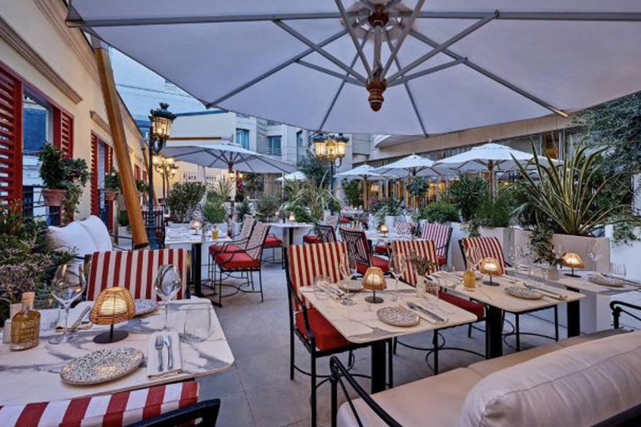 CIRA rouvre sa terrasse cachée sur les Champs Élysées