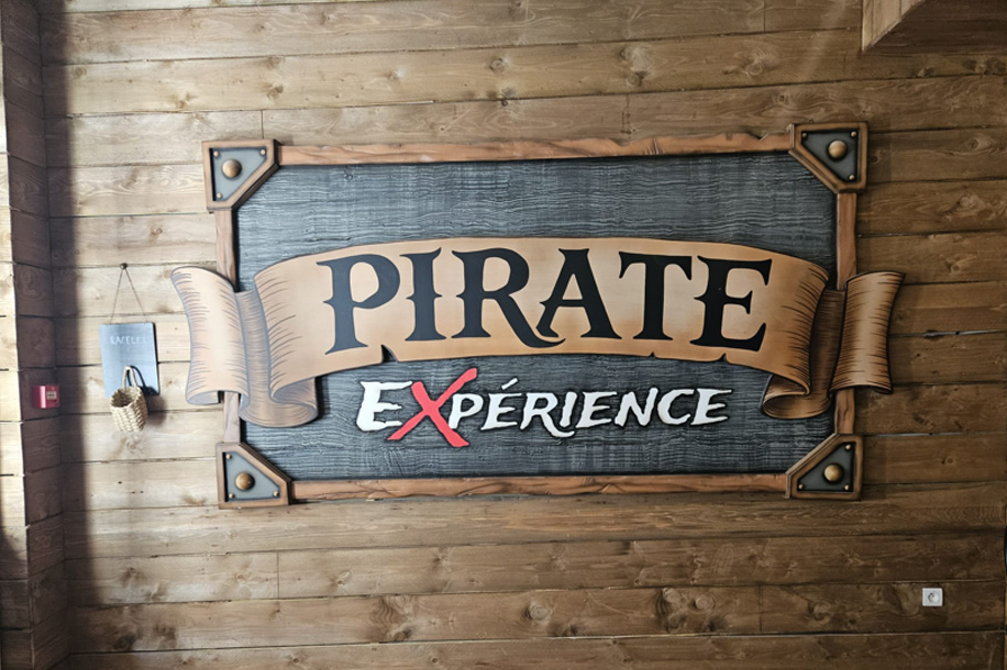Pirate Expérience ouvre un parcours immersif de 400 m² à Paris