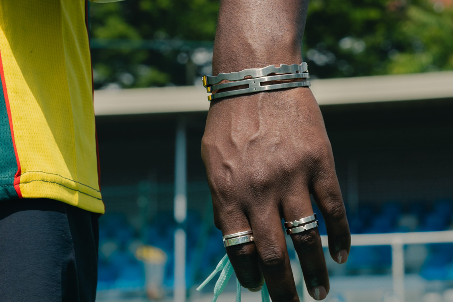 Némès lance une capsule de bijoux dédiée à la Coupe du Monde 2026