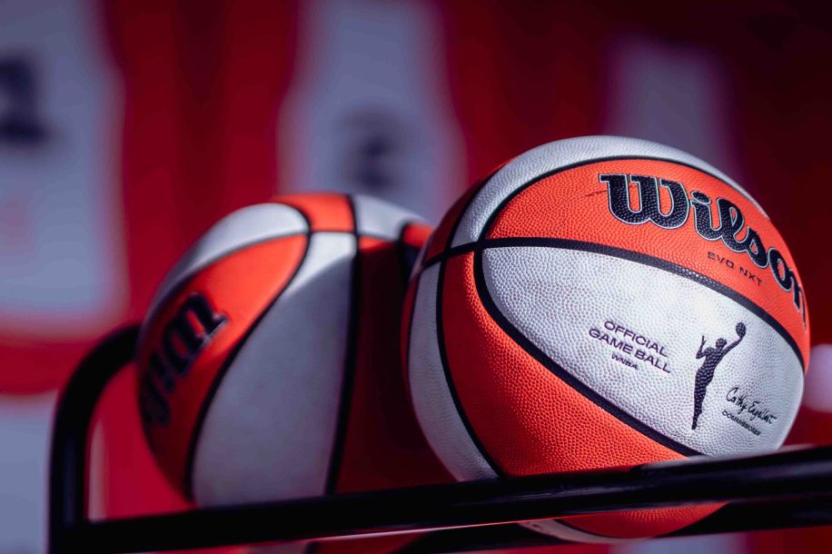 NBA Summer House gratuite : défis, dunks et trophée au cœur de Paris