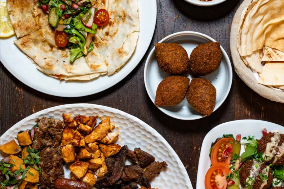Afendi lance un buffet libanais à volonté à 15,90 € le midi