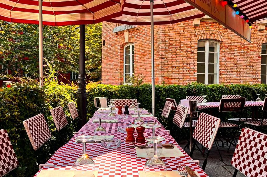 Le Petit Bal perdu : la terrasse la plus discrète du 5e, pour une mousse au chocolat sans limite (à volonté !)