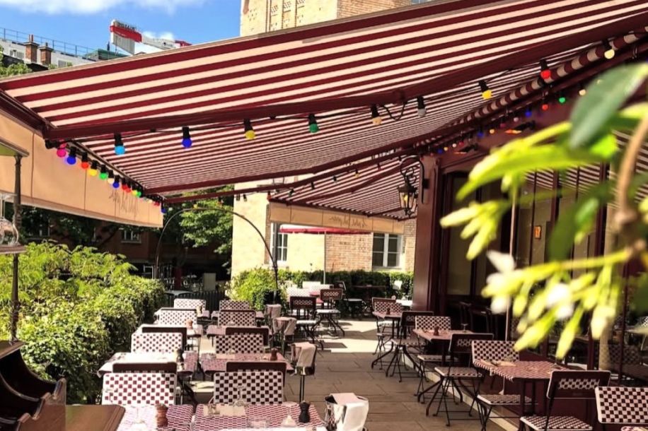 Le Petit Bal perdu : la terrasse la plus discrète du 5e, pour une mousse au chocolat sans limite (à volonté !)