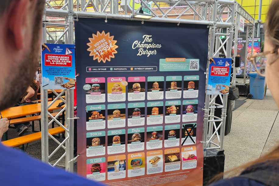 The Champions Burger débarque sur le Parvis de la Défense, burger à 12,95 € et un voyage à gagner !