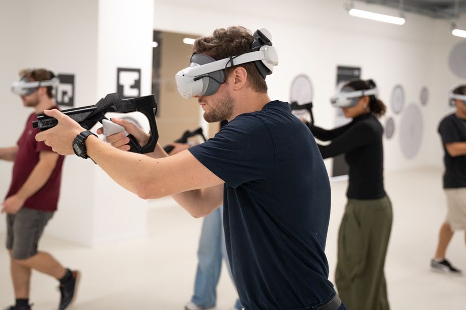 Soirée découverte chez D'LYR : accès illimité à la VR pour seulement 20 € le 3 octobre !
