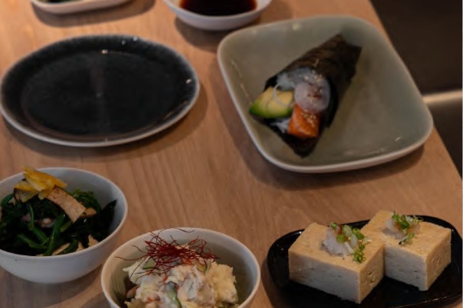 Kissaba, le bar à temaki d'iRASSHAi avec cuisine ouverte, 4 menus et dégustation de saké