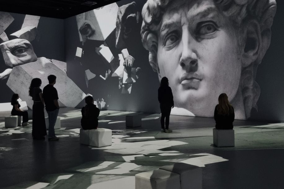 Leonardo versus Michelangelo, la nouvelle exposition immersive de la Défense