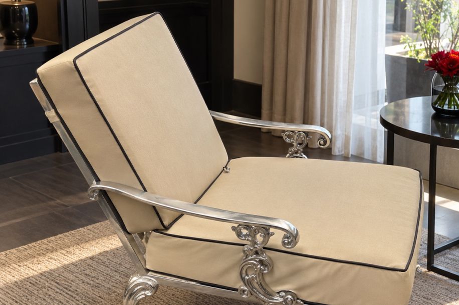 Offrez vous du mobilier d’hôtel à prix réduit : jusqu’à  80 % sur une quarantaine de références !