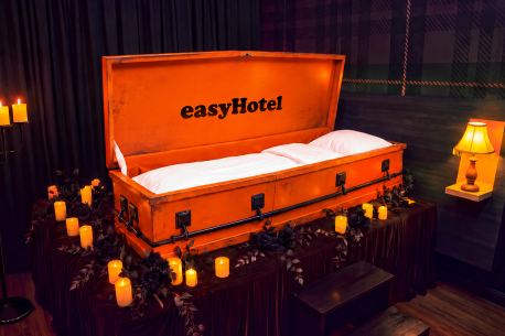 916x610 kv easyhotel hlw