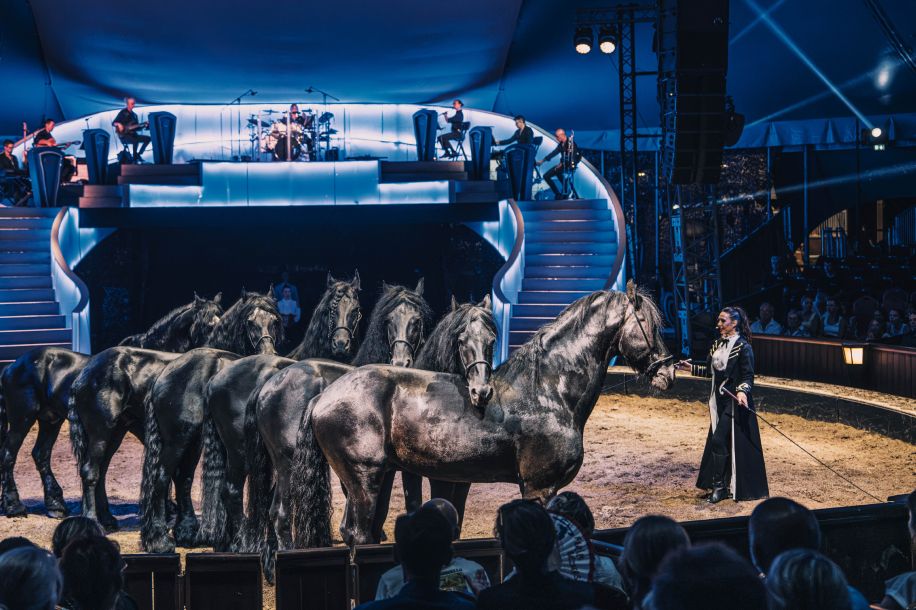 Les Folies Gruss, la comédie musicale équestre à découvrir dès 22,50 € !