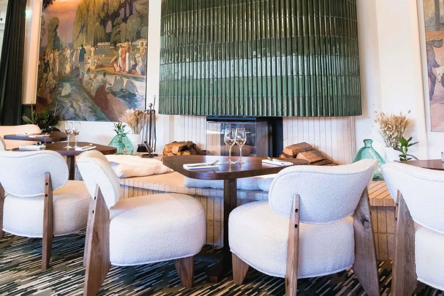Le Chalet des Îles : un restaurant enchanteur au bord de l’eau, sur une île à Paris