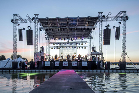 Concert gratuit à Enghien les Bains de Village People et Louis Bertignac sur le Lac