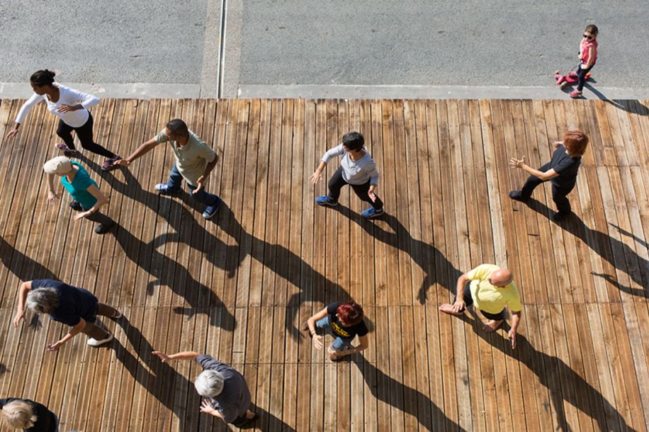 Arts énergétiques gratuits tous les matins au bord de la Seine : le rituel feel good de l’été