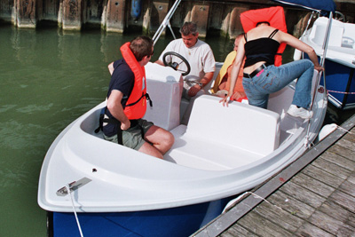 Location de bateaux électriques sans permis à 10 € 