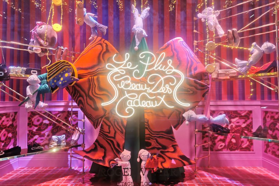 Les vitrines de Noël des Grands Magasins 2025 : entre New York et l’atelier du Père Noël !