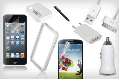 Pack d’accessoires compatible tous iPhones et Galaxy à 19,99 € au lieu de 36,90 €