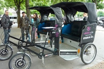 Balade gratuite en vélo taxi entre Nation et la Foire du Trône