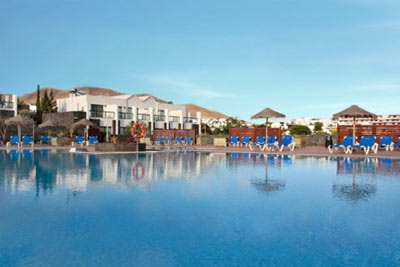 Lanzarote 3* : 8J/7N all inclusive à l’hôtel Cay Beach Papagayo avec vol A/R dès 499 €