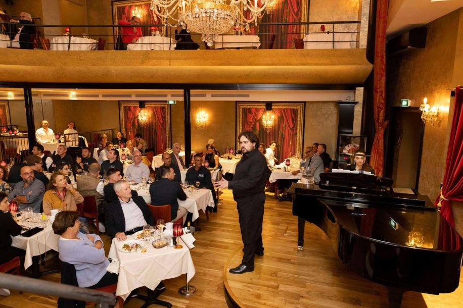 Bel Canto : le dîner spectacle avec un quatuor lyrique autour de votre table