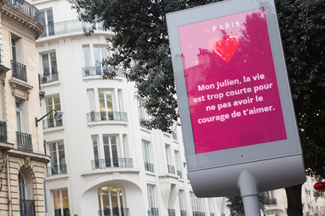 Votre message de St Valentin sur les panneaux lumineux de Paris (gratuit)