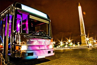 Soirée bus dans Paris (avec 2 boissons) pour 2 personnes à 19,99 € avec SoireeBus