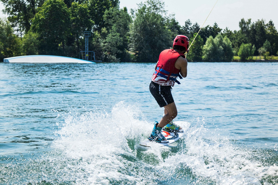 Activités nautiques à 5 € (rafting, téléski, paddle etc.) à l’Île de loisirs de Cergy