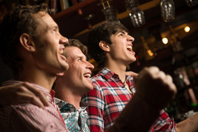 Match sur écran géant et Happy Hours