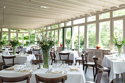 Restaurant romantique à Paris avec terrasse 