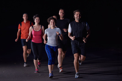 Course de nuit insolite gratuite à Paris avec Vittel