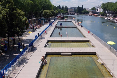 Piscine gratuite au Bassin de la Villette