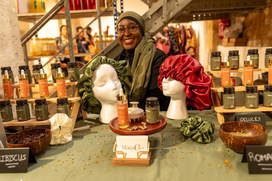 Créateurs, saveurs et cadeaux uniques au Marché Afro Caribéen