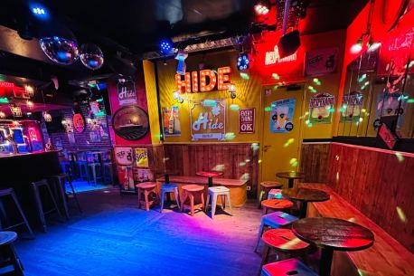 Hide Pub Club soiree Old School Party 90 2000 gratuit samedi 1