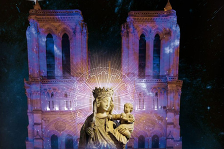 Spectacle gratuit de son et lumière à Notre-Dame de Paris