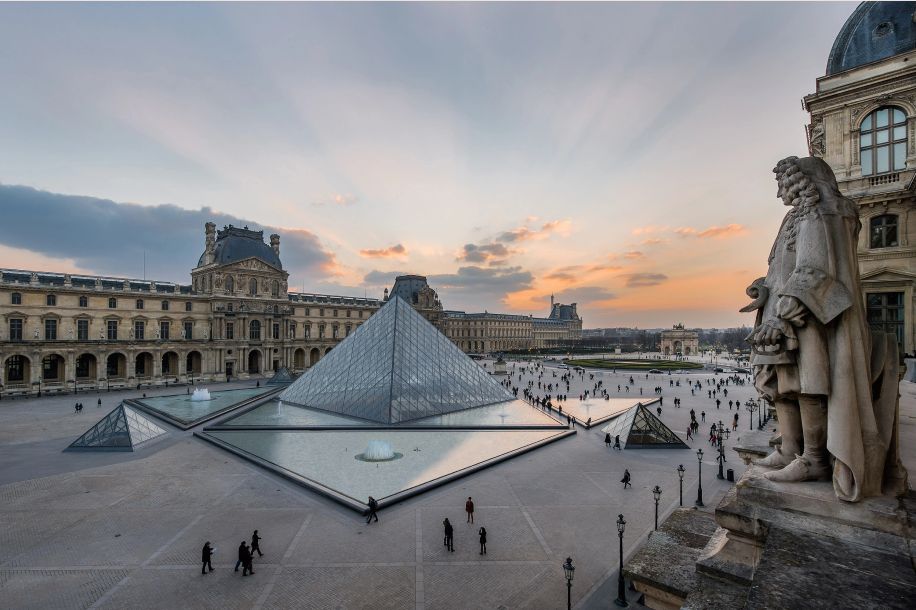 Visiter le Louvre de nuit et gratuitement : le rendez vous mensuel à ne pas rater